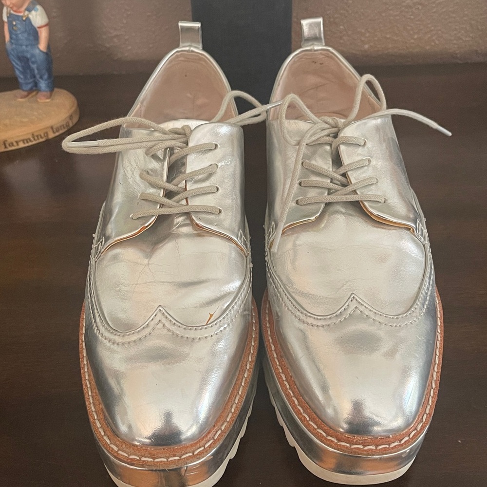 Zara Silver Metallic Oxford Shoes
